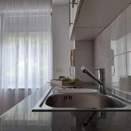 King's Cave Apartament