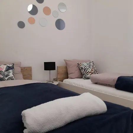 アパート King's Cave ヤイツェ