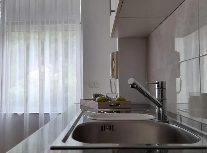 King's Cave Apartment