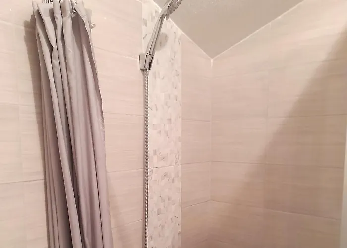 King's Cave Apartment